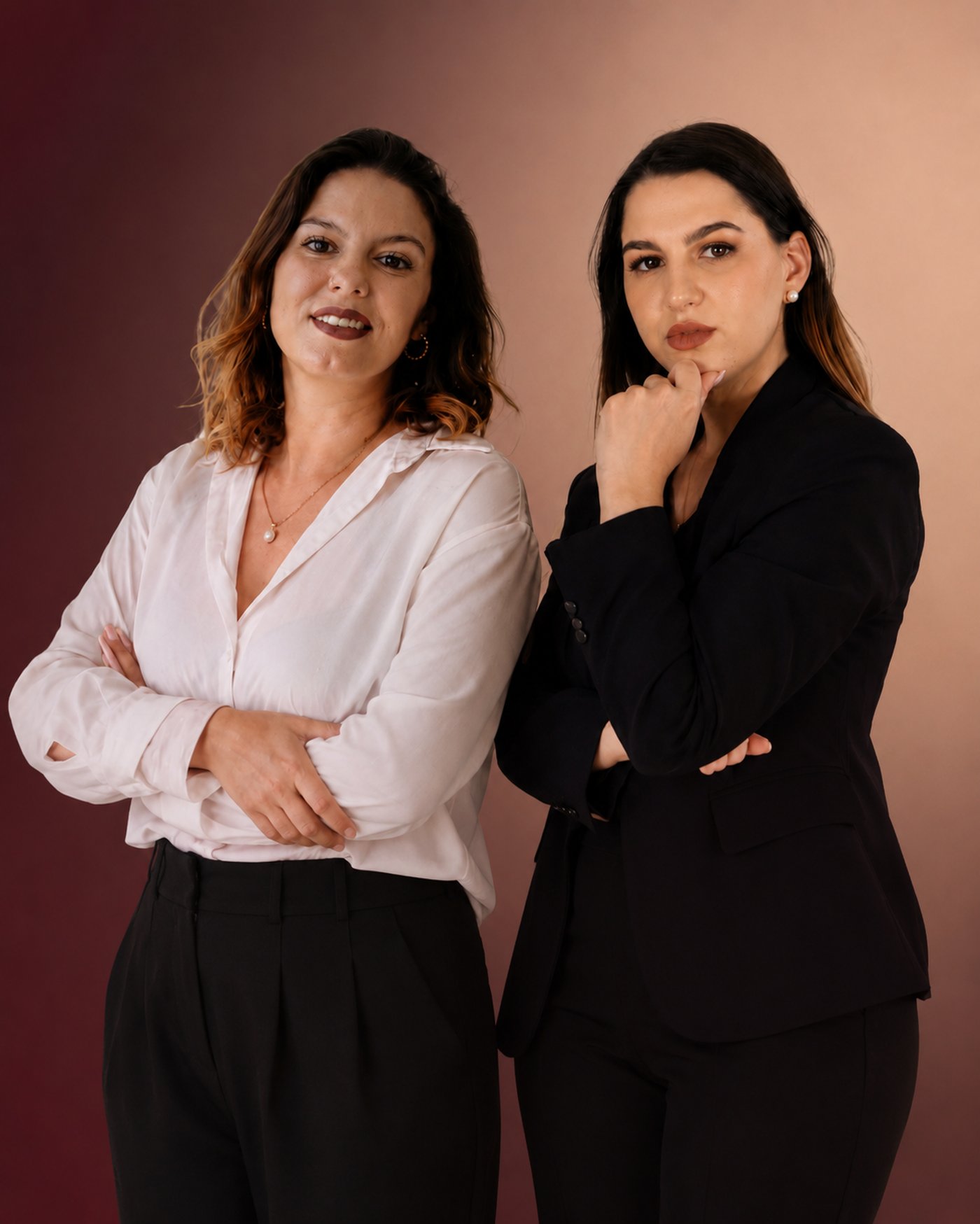 Patrícia Páscoa e a equipa da Nail It Academy, lado a lado.